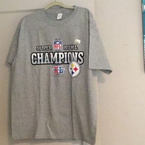 Short sleeve Steeler shirt